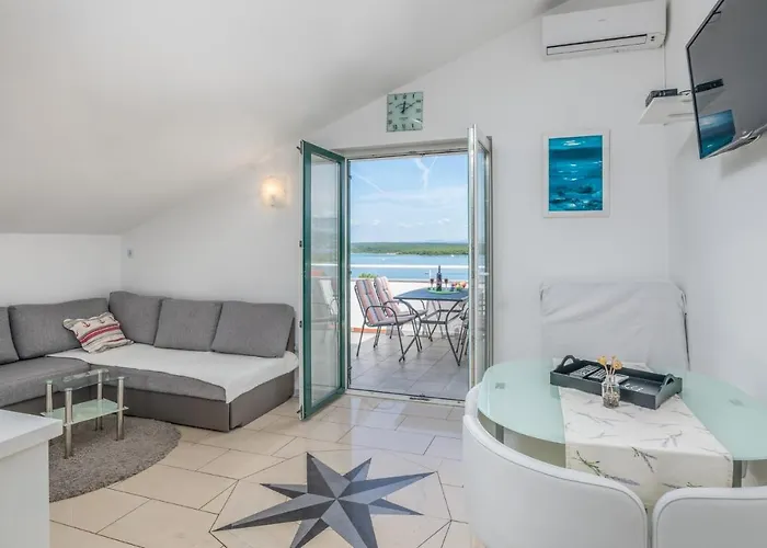 In - Insel Krk 13576 Апартаменты Климно