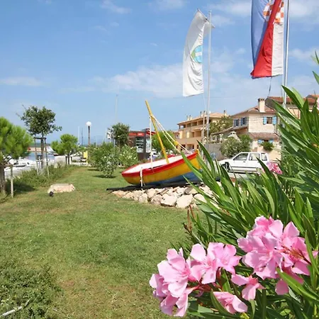 Apartment In Klimno/insel Krk 13576 *