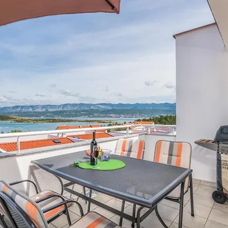 Apartment In Klimno/insel Krk 13576 *