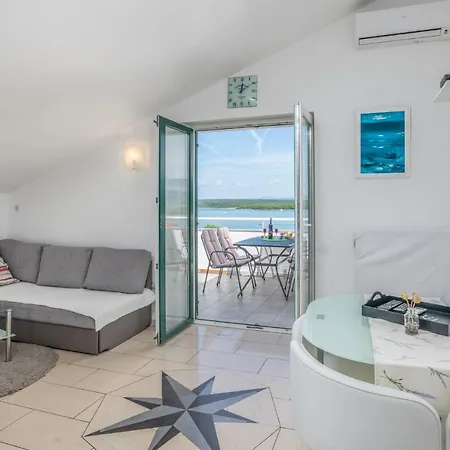 In - Insel Krk 13576 Apartment Klimno